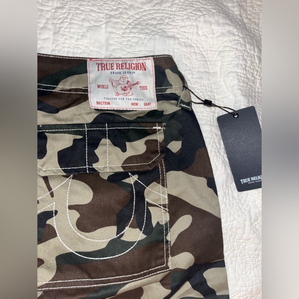 True Religion Camo Cargo Pants - Green/Brown